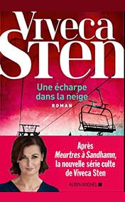 Une écharpe dans la neige